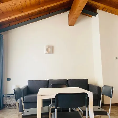 Casa Cleopatra * Бергамо