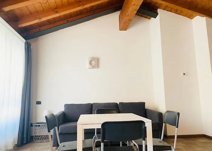 Casa Cleopatra * Bergamo