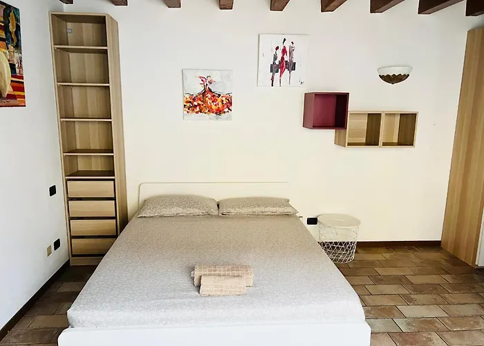 Casa Cleopatra Semesterbostad Bergamo