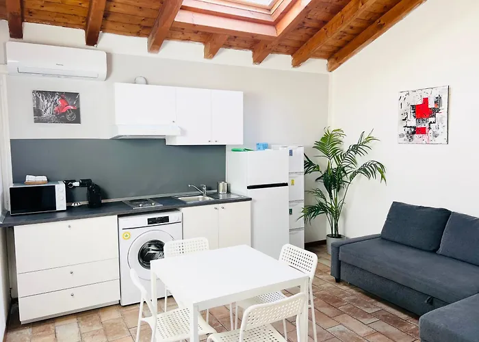 Casa Cleopatra * Bergamo